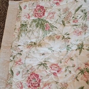 Charming Floral Pillow Shams with Pink and Green Hues